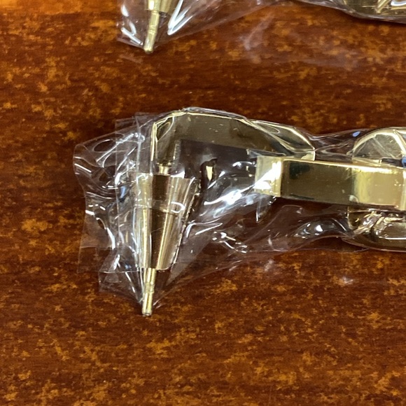 Eddie Borgo Chain Link Earrings NWT - Picture 4 of 4